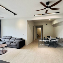 3-bedroom unit behind centre point for rental 