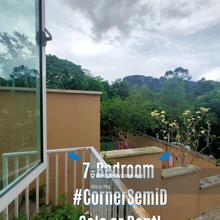 Corner Semi-D next to Playground 7 bedroom 7 bathroom 