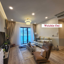 Queens Waterfront Nicely Renovated Sea View Unit For Sale