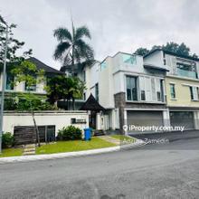 Spacious 3 Sty Bungalow Saujana Seksyen U2, Shah Alam