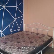 Low Floor Unit, High Demand Location