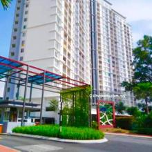 Corner & Huge Balcony Suasana Lumayan Condominium
