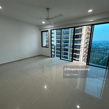 Trefoil at Setia Alam partly furnished 