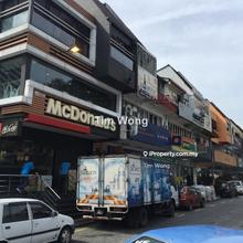 Rare! Don't miss! Ground floor. Fronting main road. Rm15,000