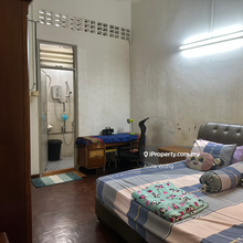 Masterbedroom for rent 