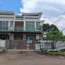Terrace house for Sale