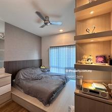 The Holmes Bdr tun razak for sales 