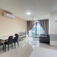 Aratre 2r2b beside mall & 5mins to lrt extra 2carparks brand new unit