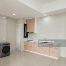 The Maple Residence Brand New Unit