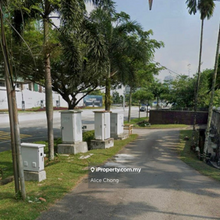 Good land for park many car bungalow in straits view