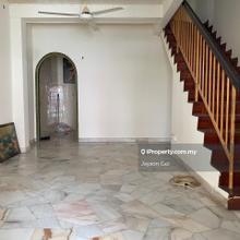 Taman Selayang Bahagia, Selayang jaya, 2sty House For Sale 3room