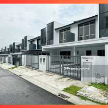 Iconia Garden Residence