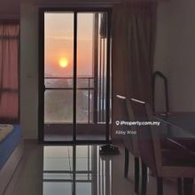 Utropolis Glenmarie ( furnished studio 4 pax) Uow university
