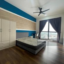 Sqwhere sungai buloh, Master Room (Female Only)