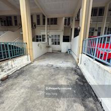 Lagenda Mas upper unit for rent