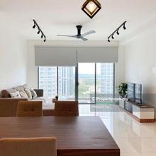 2 Bedrooms & Fully furnished Only Rent : Rm 2900