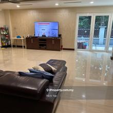 OUG Gated Guarded Freehold 3 storey Cornerlot Move In Condition