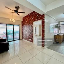 Suitable for single/couple (renovated unit)