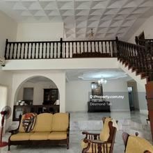 Big Bungalow 7086sf Land, Quiet Road, Gated Guarded, Near Park