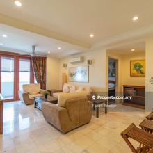 Clean and well maintained unit close to amenities