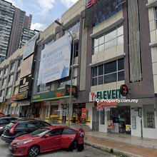 Facing main road same row with 99 &7-11 ground floor shoplot bangi ioi