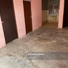 Low cost flat @ Pendamar Indah 2 Port Klang Jalan Pendamaran