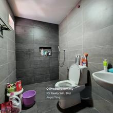 Terrace house for Sale