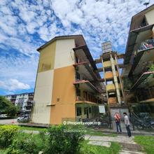 Flat Taman Cempaka, Tampoi