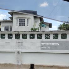 Semi-D house Sg besi indah 