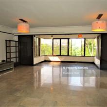Forest View.  Spacious Lanai.  Tastefully renovated.  Good condition.