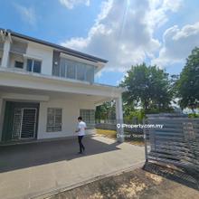 Corner Lot Tropicana Fairfield for Sale, Many units in hand