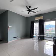 Nice 3bedroom unit, aircond, curtain, water heater, 2 carpark