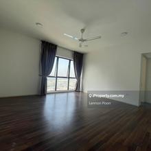 Sqwhere Sungai Buloh 2 Bedrooms Unit Available Now
