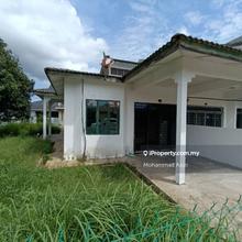 Corner lot seberang balok murah