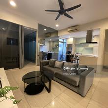 Modern and Spacious Unit with LRT Facilities ( link bridge 3min walk )