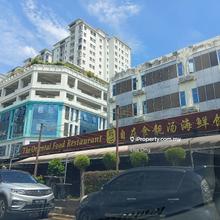 Kepong, Bandar Menjalara Main Road Ground Floor Shop for Rent
