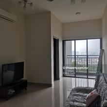 Near LRT, shops, restaurants, highways