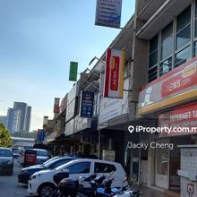 1st Floor For Rent,Facing Aeon Cheras Selatan, Near Trader Square,C180