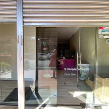 Star city, Jalan sri Kuantan ground floor shop lot for rent. Nice 