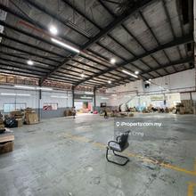 1.5 Storey Semi-D  Factory Warehouse For Sale at Taman Sri Serdang