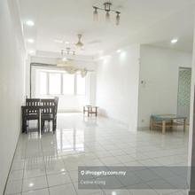 Corner lot, walk to mrt station,well kept Serdang Skyvillas