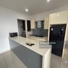 Fully Furnished, 2 Bedroom, walk to LRT 