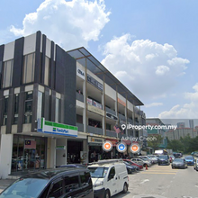 Facing main road, Kinrara niaga, Bk 5a, Bandar kinrara, Puchong 