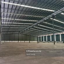 Warehouse 176500 sqft for rent strategic location 