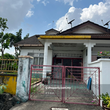 Corner single storey for sales