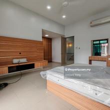Double storey corner terrace House for rent 