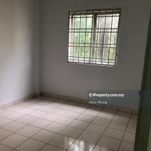 Dahlia Apartment Puchong