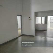 Center corner unit 