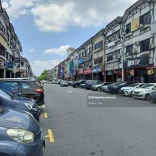 3 Storey Shop Bandar Sungai Long Freehold Middle Lot