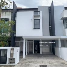 Fully furnished 3 storey linked house for sale